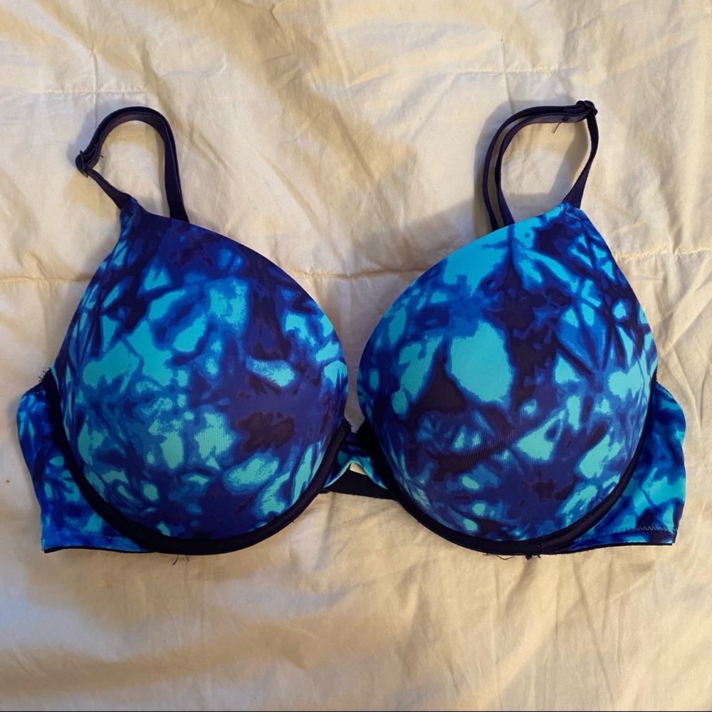 Victoria’s Secret Wear Everywhere Push-Up